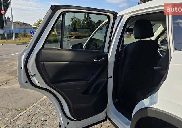Белый Мазда СХ-5, объемом двигателя 2 л и пробегом 98 тыс. км за 17200 $, фото 18 на Automoto.ua