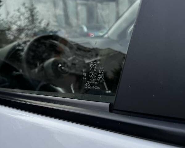 Білий Мазда СХ-5, об'ємом двигуна 2.2 л та пробігом 239 тис. км за 12299 $, фото 43 на Automoto.ua