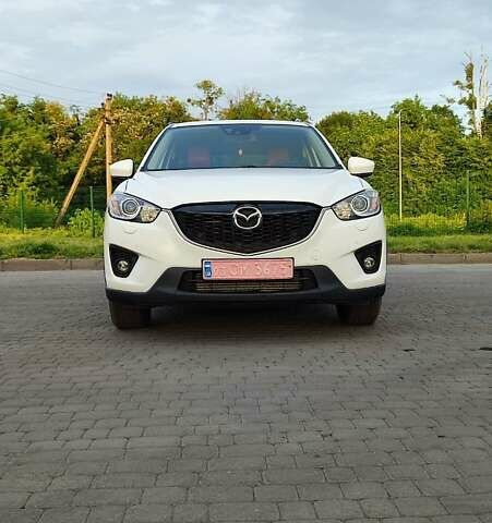 Белый Мазда СХ-5, объемом двигателя 2.2 л и пробегом 243 тыс. км за 12700 $, фото 6 на Automoto.ua
