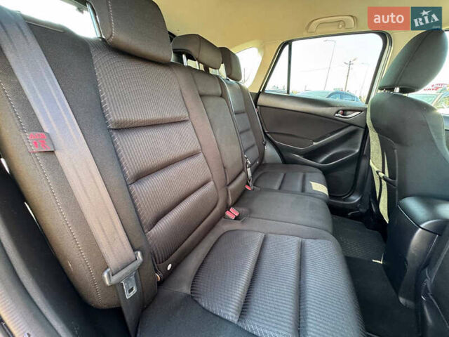 Белый Мазда СХ-5, объемом двигателя 2.2 л и пробегом 290 тыс. км за 9900 $, фото 46 на Automoto.ua