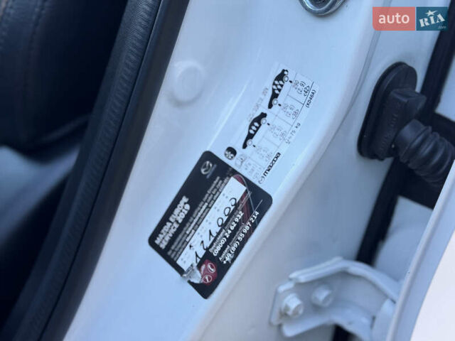 Білий Мазда СХ-5, об'ємом двигуна 2.2 л та пробігом 175 тис. км за 13900 $, фото 55 на Automoto.ua