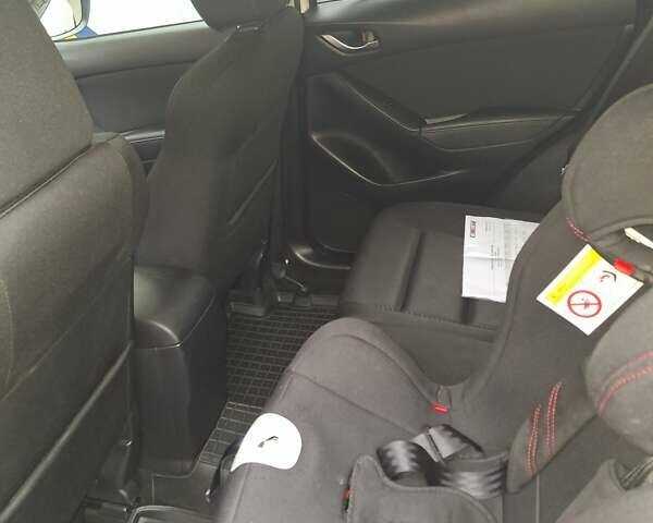 Белый Мазда СХ-5, объемом двигателя 2.19 л и пробегом 242 тыс. км за 13300 $, фото 9 на Automoto.ua