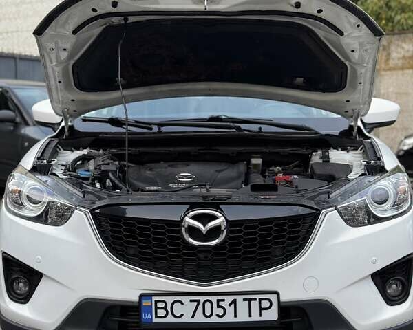 Білий Мазда СХ-5, об'ємом двигуна 2.19 л та пробігом 239 тис. км за 13490 $, фото 51 на Automoto.ua