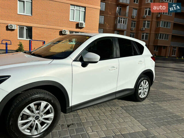Мазда СХ-5 2013 в Одессе на Automoto.ua Белый Мазда СХ-5, объемом двигателя 2.19 л и пробегом 240 тыс. км за 13000 $, фото 3 на Automoto.ua