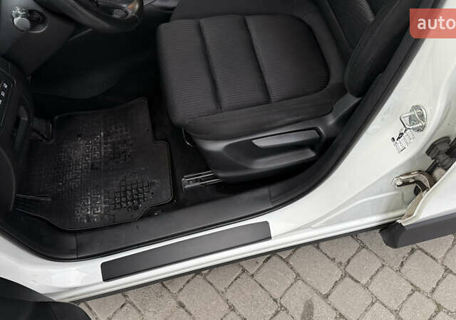 Белый Мазда СХ-5, объемом двигателя 2.2 л и пробегом 180 тыс. км за 13700 $, фото 23 на Automoto.ua