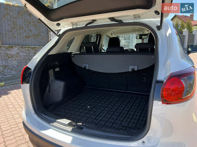 Белый Мазда СХ-5, объемом двигателя 2.19 л и пробегом 175 тыс. км за 13500 $, фото 46 на Automoto.ua