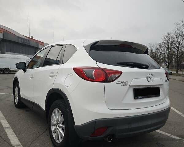 Білий Мазда СХ-5, об'ємом двигуна 2.49 л та пробігом 250 тис. км за 12925 $, фото 6 на Automoto.ua