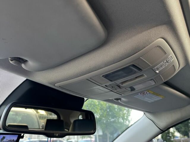 Белый Мазда СХ-5, объемом двигателя 2.2 л и пробегом 171 тыс. км за 15400 $, фото 19 на Automoto.ua