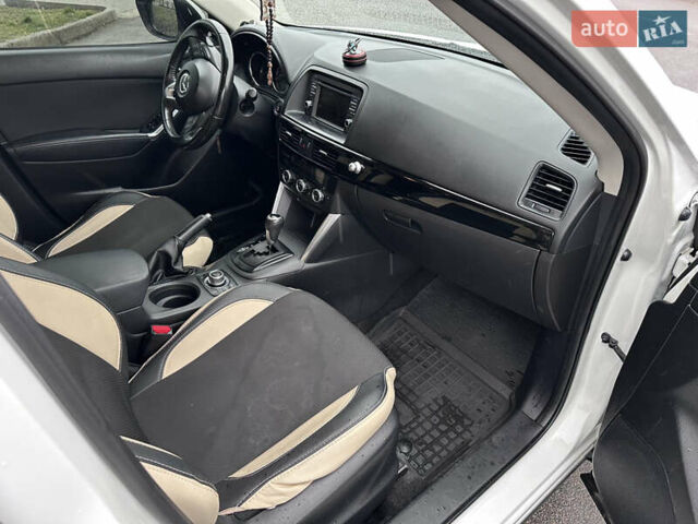 Белый Мазда СХ-5, объемом двигателя 2.19 л и пробегом 248 тыс. км за 13500 $, фото 14 на Automoto.ua