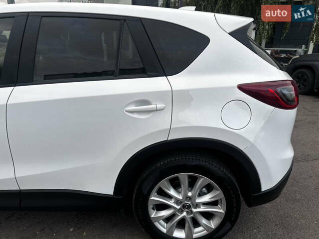 Мазда СХ-5 2013 в Ровно на Automoto.ua Белый Мазда СХ-5, объемом двигателя 2.2 л и пробегом 228 тыс. км за 13950 $, фото 14 на Automoto.ua