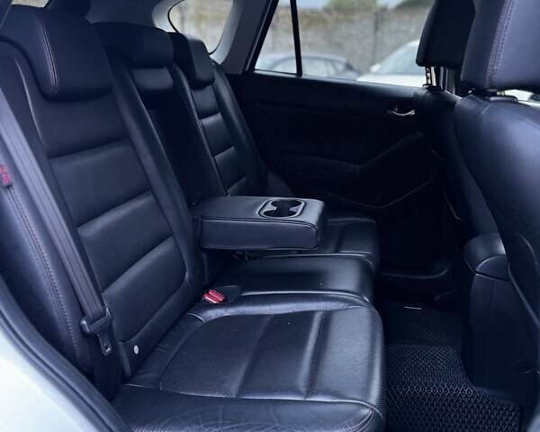 Білий Мазда СХ-5, об'ємом двигуна 2.2 л та пробігом 239 тис. км за 12299 $, фото 96 на Automoto.ua