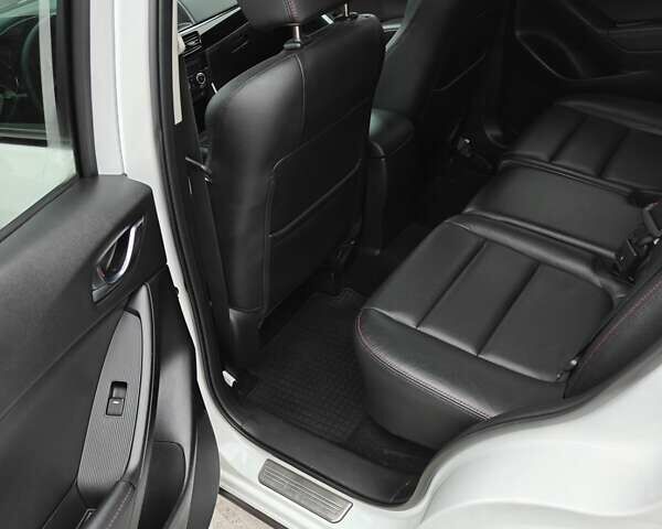 Білий Мазда СХ-5, об'ємом двигуна 2.2 л та пробігом 192 тис. км за 13900 $, фото 20 на Automoto.ua