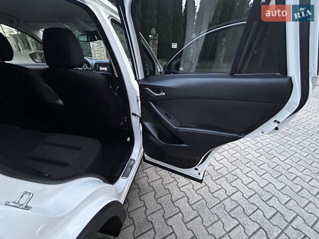 Белый Мазда СХ-5, объемом двигателя 2.2 л и пробегом 230 тыс. км за 11300 $, фото 71 на Automoto.ua