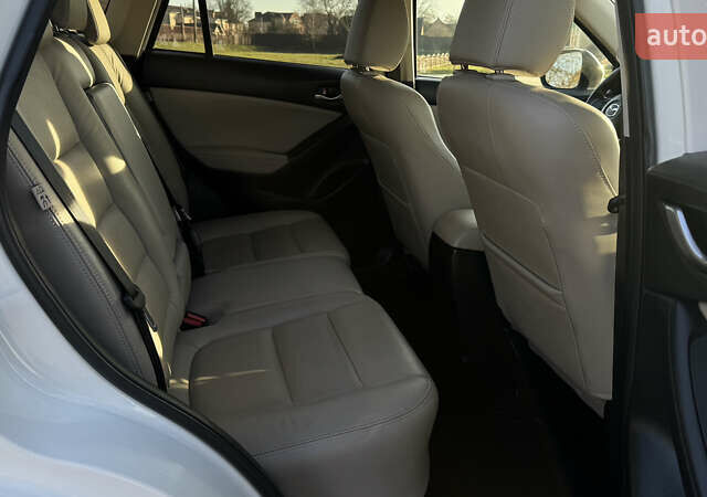 Белый Мазда СХ-5, объемом двигателя 2.2 л и пробегом 231 тыс. км за 13450 $, фото 26 на Automoto.ua