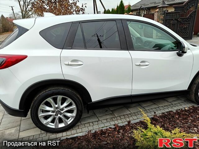 Белый Мазда СХ-5, объемом двигателя 2.2 л и пробегом 192 тыс. км за 13900 $, фото 5 на Automoto.ua