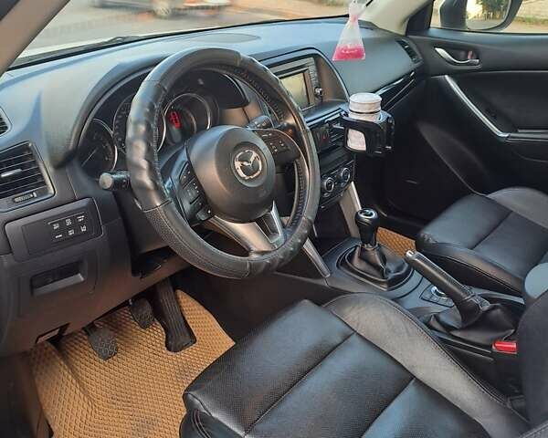 Білий Мазда СХ-5, об'ємом двигуна 2.19 л та пробігом 230 тис. км за 13000 $, фото 10 на Automoto.ua