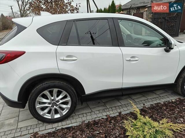 Білий Мазда СХ-5, об'ємом двигуна 2.2 л та пробігом 192 тис. км за 13900 $, фото 12 на Automoto.ua