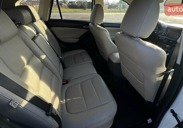 Белый Мазда СХ-5, объемом двигателя 2.2 л и пробегом 231 тыс. км за 13450 $, фото 28 на Automoto.ua