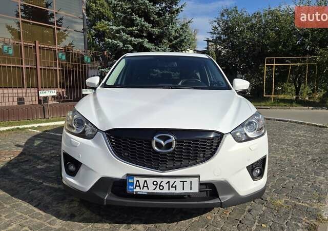 Белый Мазда СХ-5, объемом двигателя 2 л и пробегом 98 тыс. км за 17200 $, фото 2 на Automoto.ua