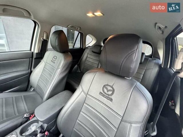 Белый Мазда СХ-5, объемом двигателя 2.2 л и пробегом 190 тыс. км за 15500 $, фото 2 на Automoto.ua