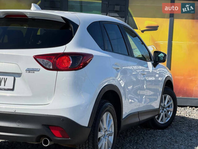 Белый Мазда СХ-5, объемом двигателя 2.2 л и пробегом 290 тыс. км за 9900 $, фото 28 на Automoto.ua