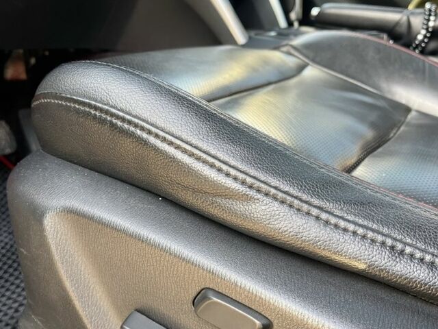 Белый Мазда СХ-5, объемом двигателя 2.2 л и пробегом 171 тыс. км за 15400 $, фото 9 на Automoto.ua