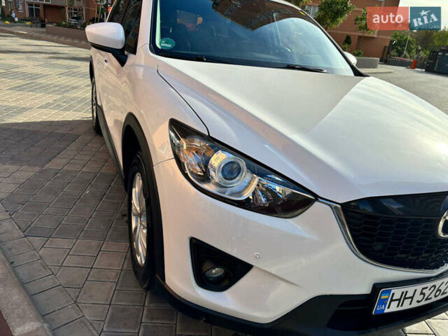 Мазда СХ-5 2013 в Одессе на Automoto.ua Белый Мазда СХ-5, объемом двигателя 2.19 л и пробегом 240 тыс. км за 13000 $, фото 13 на Automoto.ua