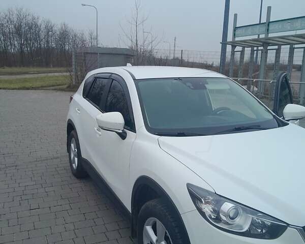 Белый Мазда СХ-5, объемом двигателя 2.19 л и пробегом 258 тыс. км за 12200 $, фото 2 на Automoto.ua