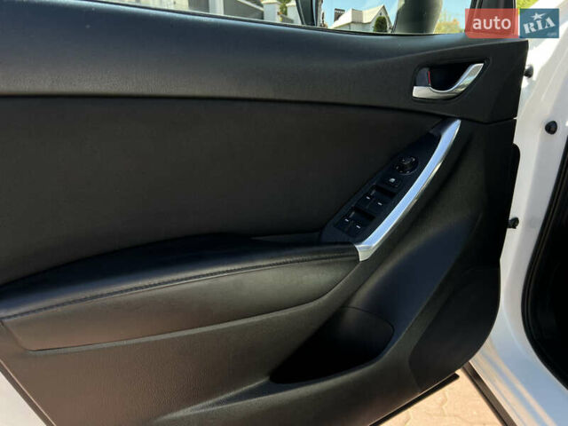 Белый Мазда СХ-5, объемом двигателя 2.19 л и пробегом 175 тыс. км за 13500 $, фото 35 на Automoto.ua