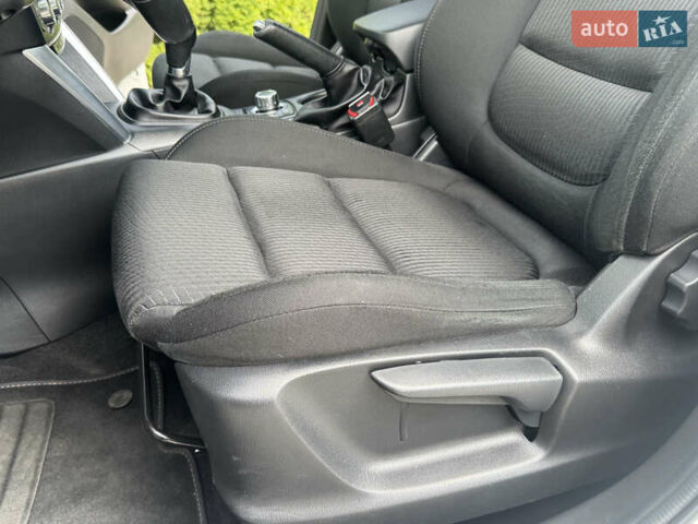 Белый Мазда СХ-5, объемом двигателя 2.19 л и пробегом 221 тыс. км за 12200 $, фото 57 на Automoto.ua