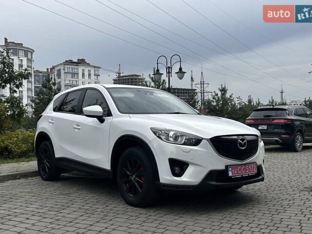 Белый Мазда СХ-5, объемом двигателя 2.2 л и пробегом 230 тыс. км за 11300 $, фото 3 на Automoto.ua