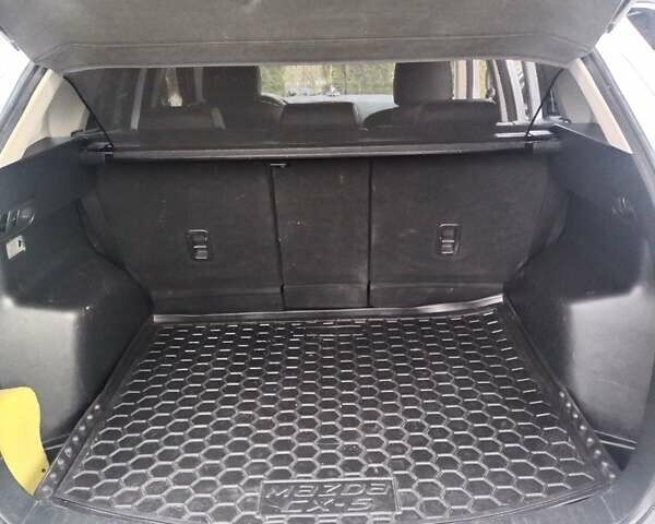 Білий Мазда СХ-5, об'ємом двигуна 2.2 л та пробігом 236 тис. км за 13800 $, фото 4 на Automoto.ua