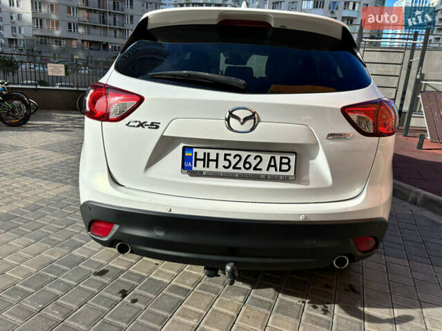 Мазда СХ-5 2013 в Одессе на Automoto.ua Белый Мазда СХ-5, объемом двигателя 2.19 л и пробегом 240 тыс. км за 13000 $, фото 12 на Automoto.ua