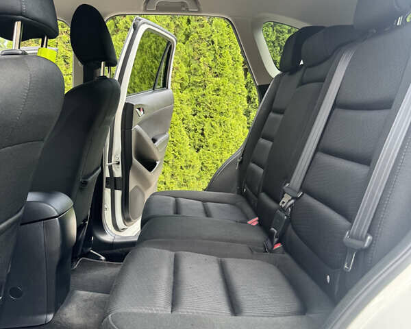 Белый Мазда СХ-5, объемом двигателя 2.19 л и пробегом 221 тыс. км за 12200 $, фото 49 на Automoto.ua