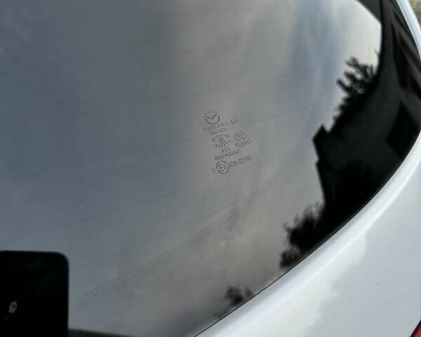 Білий Мазда СХ-5, об'ємом двигуна 2.2 л та пробігом 239 тис. км за 12299 $, фото 40 на Automoto.ua