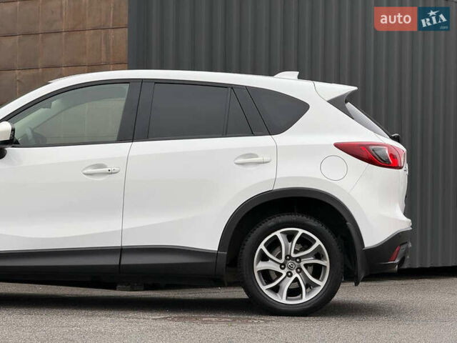 Белый Мазда СХ-5, объемом двигателя 2.2 л и пробегом 171 тыс. км за 15450 $, фото 9 на Automoto.ua