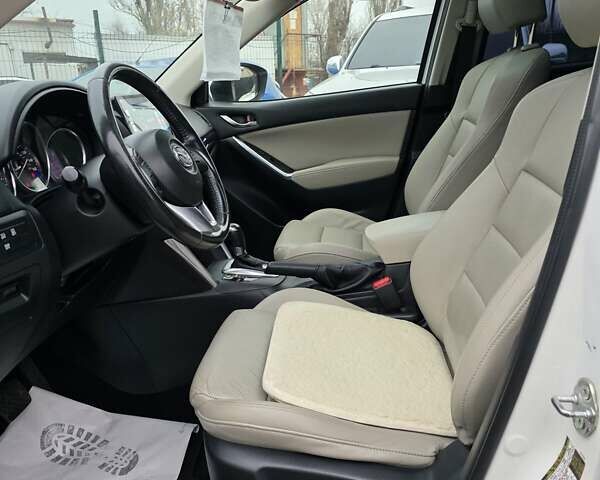 Білий Мазда СХ-5, об'ємом двигуна 2.5 л та пробігом 167 тис. км за 13999 $, фото 13 на Automoto.ua