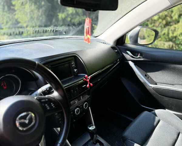 Білий Мазда СХ-5, об'ємом двигуна 2.2 л та пробігом 300 тис. км за 14300 $, фото 18 на Automoto.ua