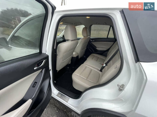 Белый Мазда СХ-5, объемом двигателя 2.2 л и пробегом 228 тыс. км за 13900 $, фото 19 на Automoto.ua