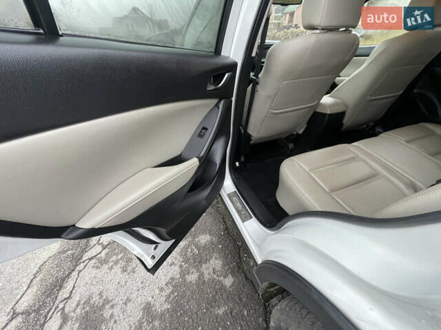 Белый Мазда СХ-5, объемом двигателя 2.2 л и пробегом 228 тыс. км за 13900 $, фото 22 на Automoto.ua