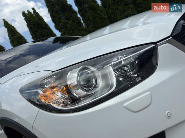 Белый Мазда СХ-5, объемом двигателя 2.19 л и пробегом 221 тыс. км за 12200 $, фото 4 на Automoto.ua