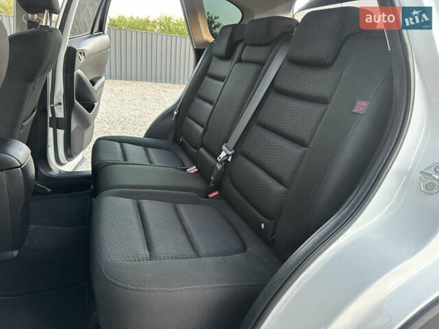 Белый Мазда СХ-5, объемом двигателя 2.2 л и пробегом 275 тыс. км за 14500 $, фото 16 на Automoto.ua