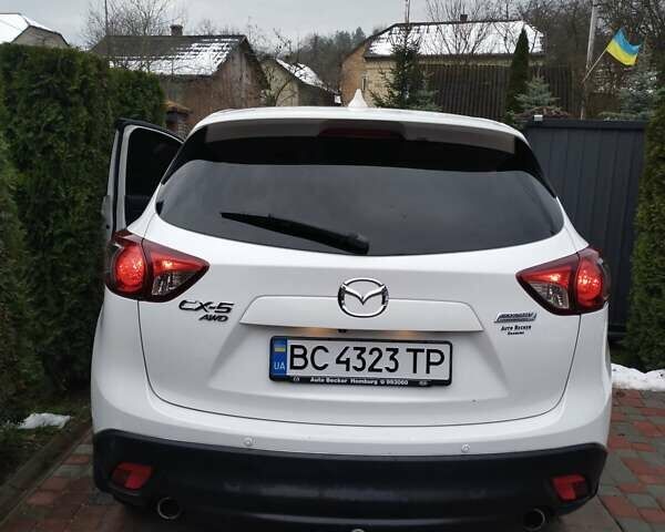 Білий Мазда СХ-5, об'ємом двигуна 2.2 л та пробігом 236 тис. км за 13800 $, фото 6 на Automoto.ua