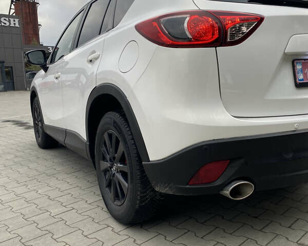 Білий Мазда СХ-5, об'ємом двигуна 2.2 л та пробігом 230 тис. км за 11700 $, фото 15 на Automoto.ua