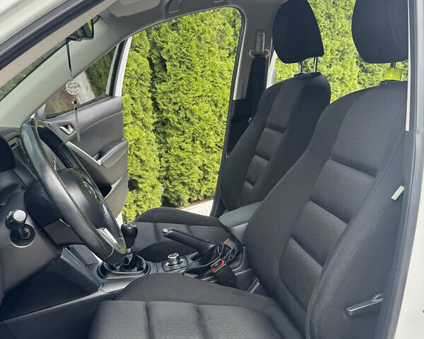 Белый Мазда СХ-5, объемом двигателя 2.19 л и пробегом 221 тыс. км за 12200 $, фото 50 на Automoto.ua