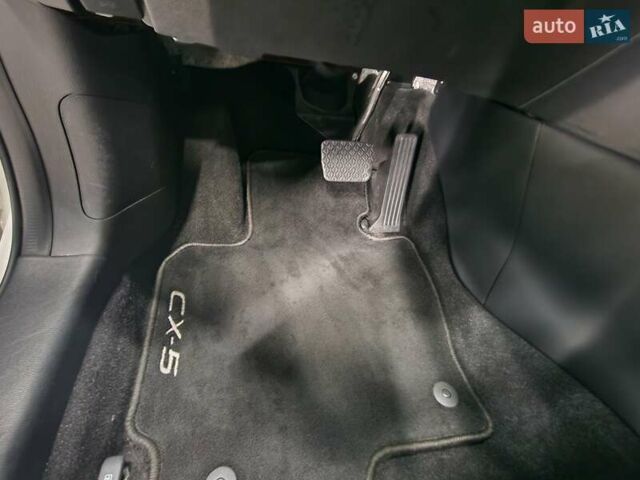 Білий Мазда СХ-5, об'ємом двигуна 2.2 л та пробігом 187 тис. км за 13990 $, фото 10 на Automoto.ua