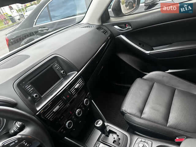 Мазда СХ-5 2013 в Ровно на Automoto.ua Белый Мазда СХ-5, объемом двигателя 2.2 л и пробегом 228 тыс. км за 13950 $, фото 86 на Automoto.ua