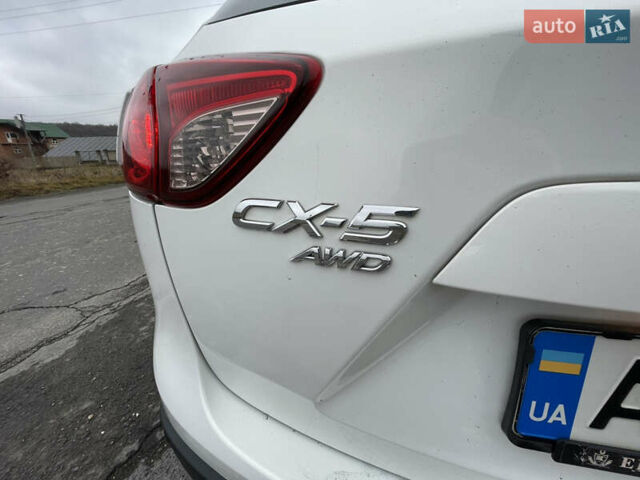 Белый Мазда СХ-5, объемом двигателя 2.2 л и пробегом 228 тыс. км за 13900 $, фото 15 на Automoto.ua