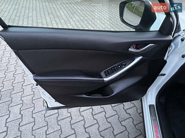 Белый Мазда СХ-5, объемом двигателя 2.2 л и пробегом 230 тыс. км за 11300 $, фото 58 на Automoto.ua