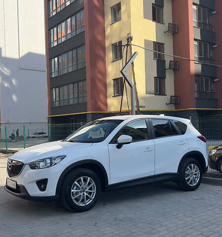 Белый Мазда СХ-5, объемом двигателя 2.19 л и пробегом 189 тыс. км за 14000 $, фото 2 на Automoto.ua